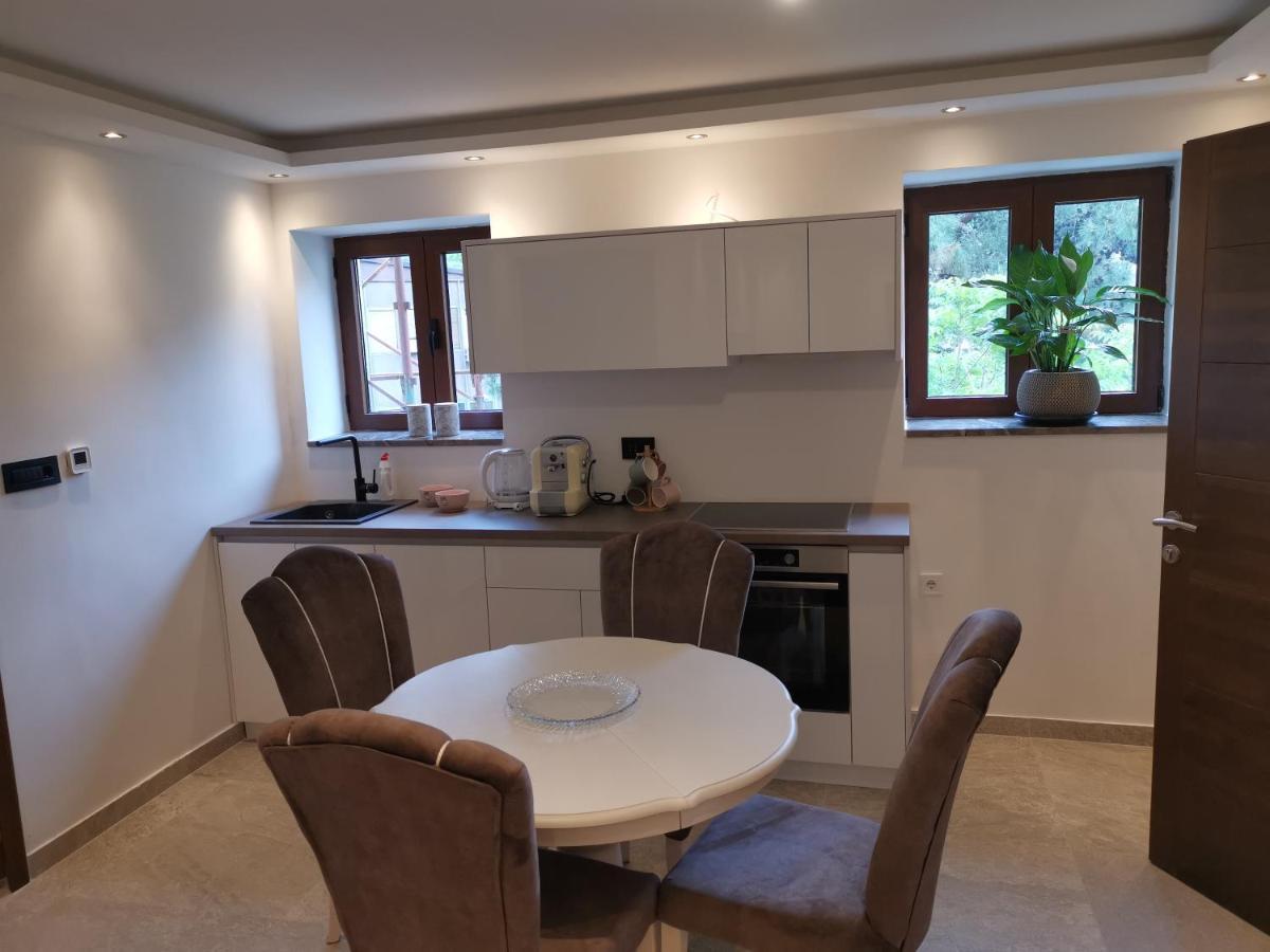 Apartment I&g
